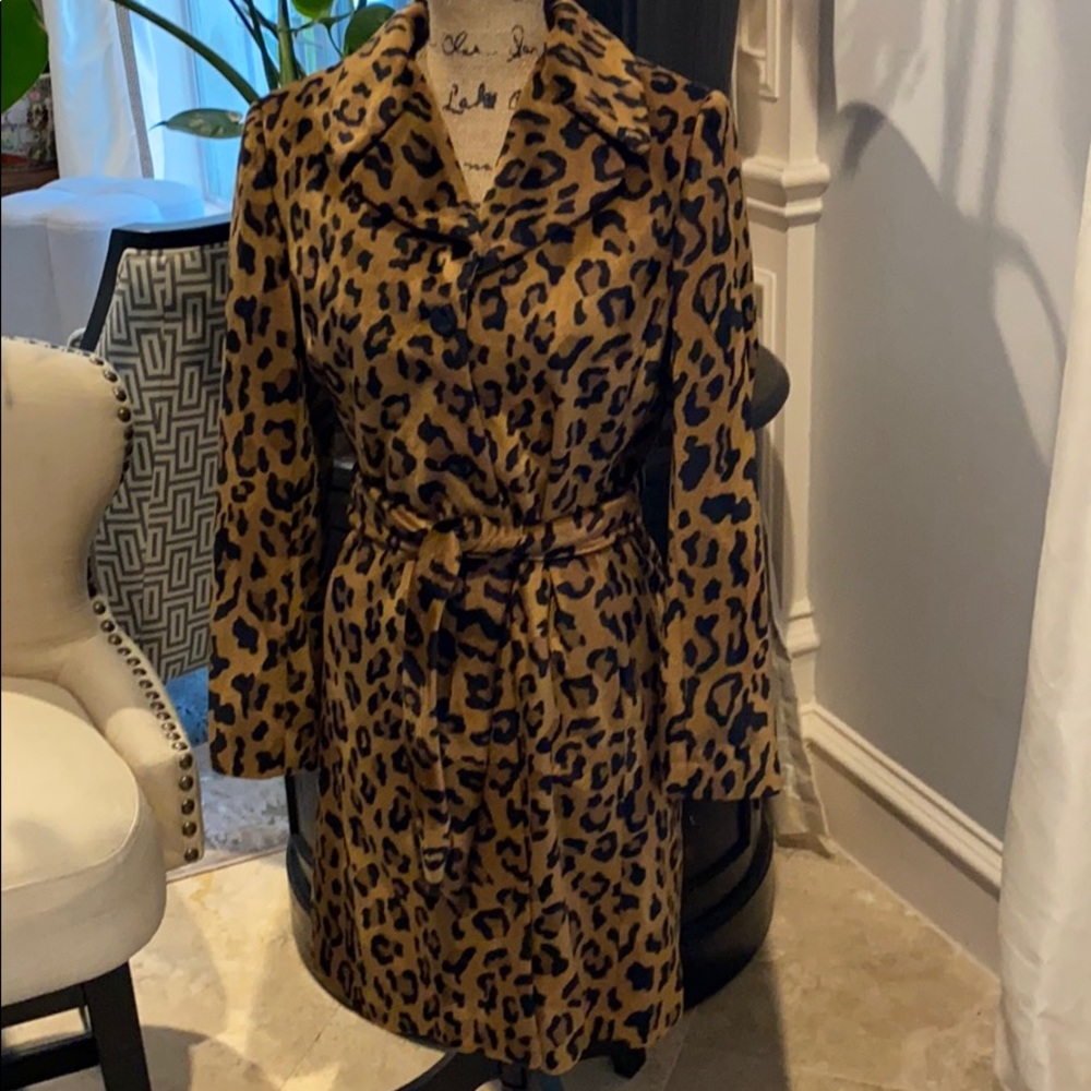 Leopard print faux fur coat.